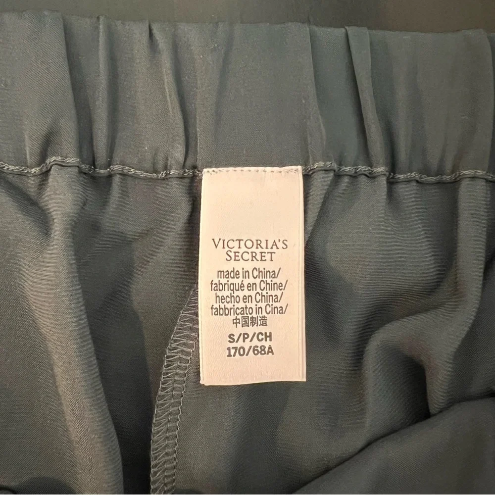 Victoria’s Secret grey lacy satin lounge pants, lightweight, highwaist, size S